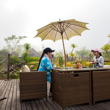 Namkat Yorla Pa Resort Ban Kat  Buitenkant foto