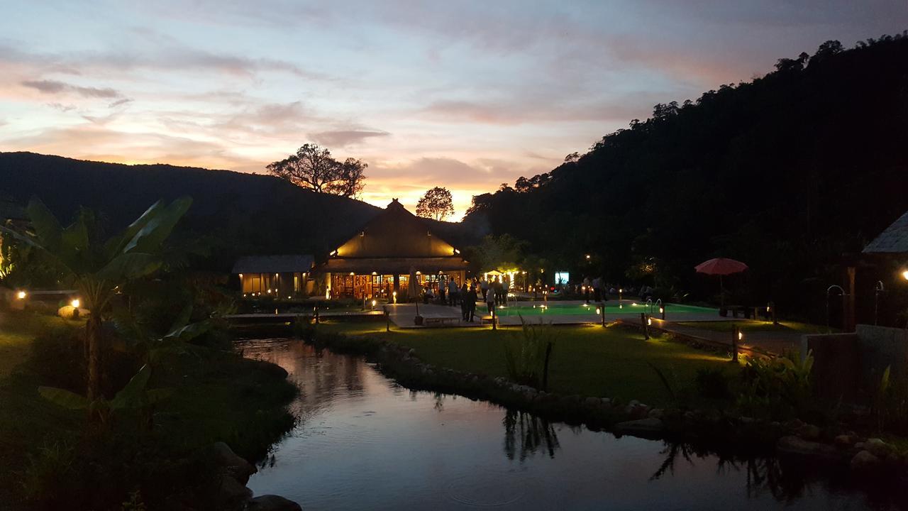 Namkat Yorla Pa Resort Ban Kat  Buitenkant foto