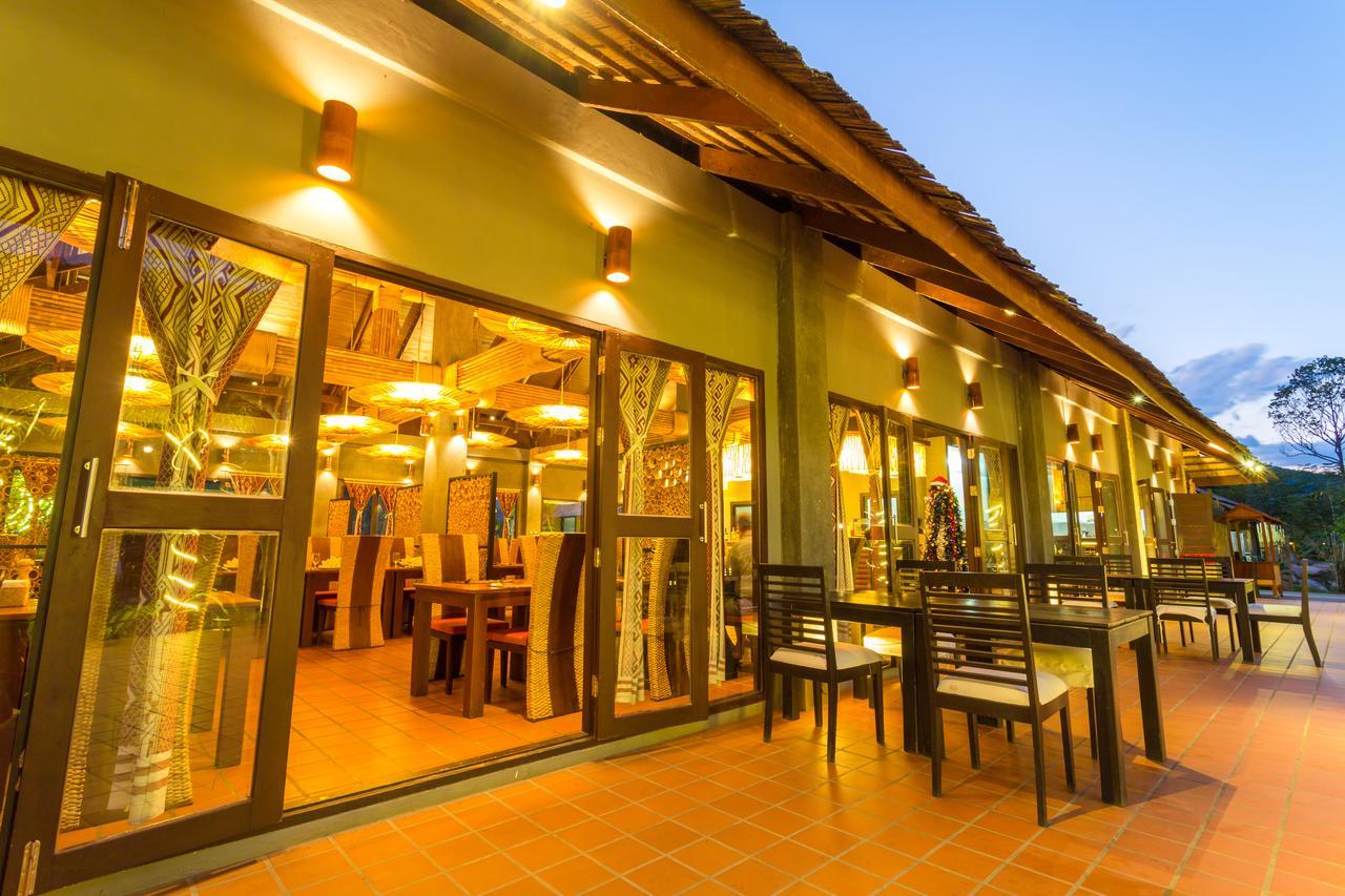Namkat Yorla Pa Resort Ban Kat  Buitenkant foto